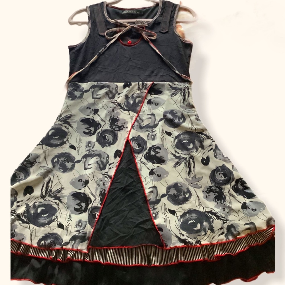 Lavena sleeveless dress